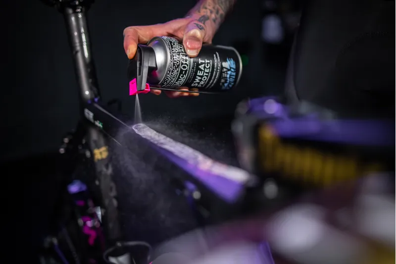 Muc-Off Sweat Protect 300ml-3